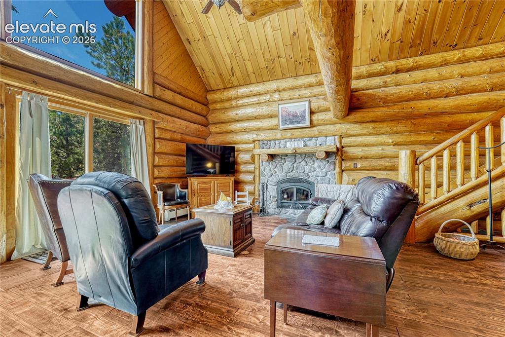 Image 13 of 48: Living Room