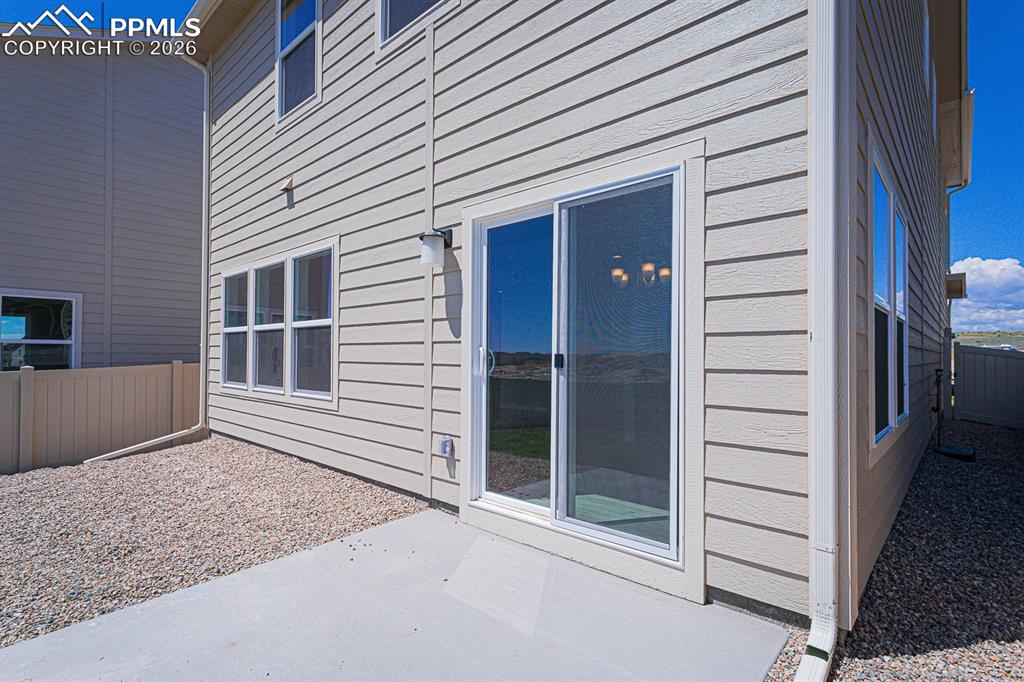 Image 14 of 15: *photos of previously built home of same floor plan*