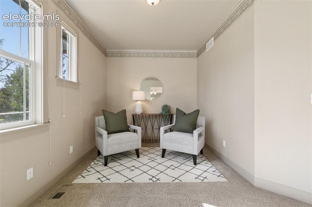 Image 14 of 29: Sitting Room