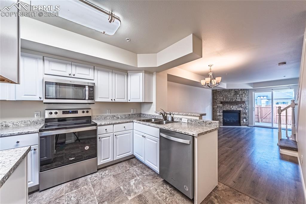 Image 2 of 35: Kitchen