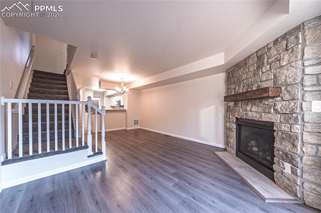 Image 9 of 35: Living Room