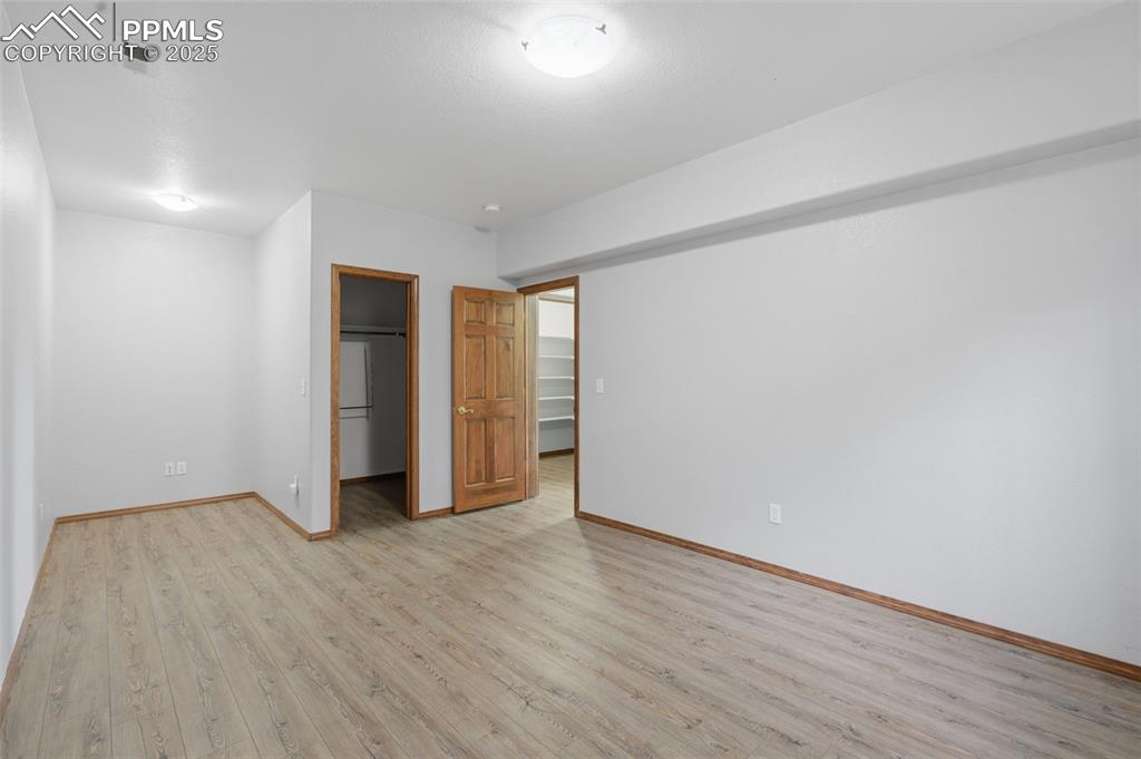 Image 29 of 48: Bedroom