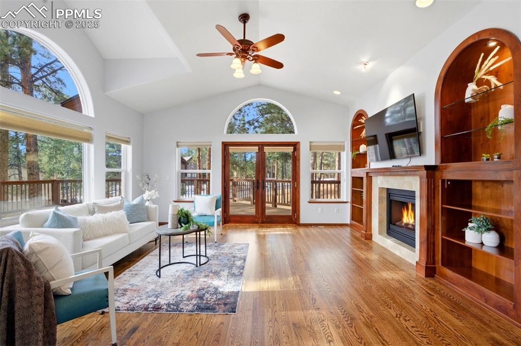 Image 6 of 48: Living Room