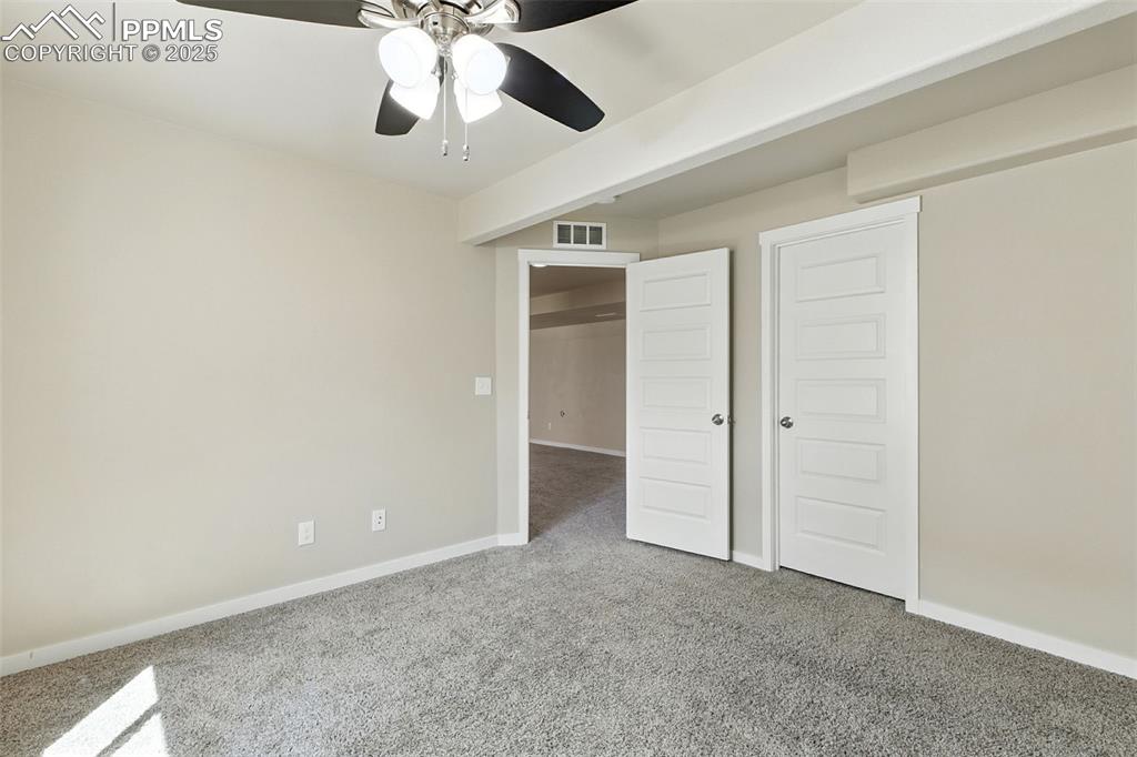 Image 41 of 48: Bedroom