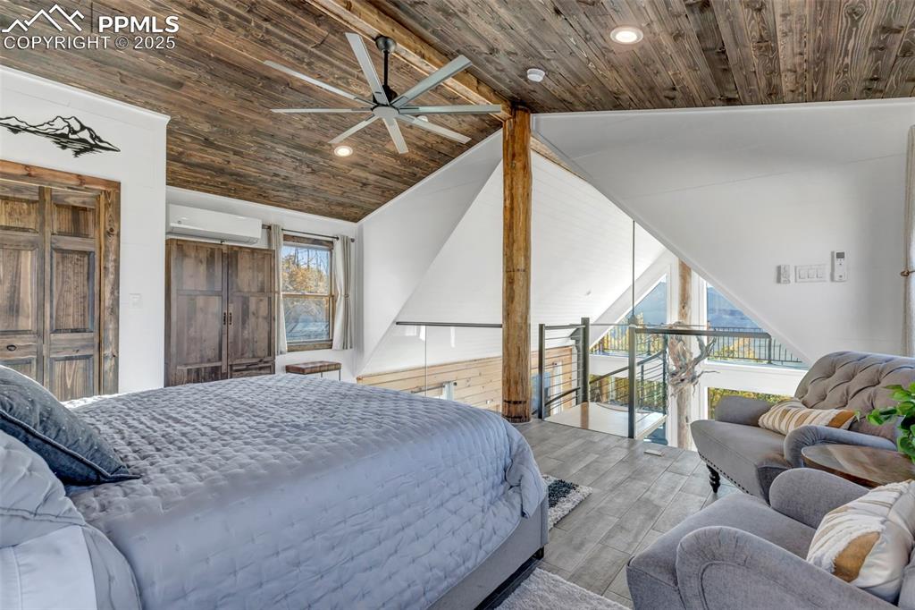 Image 41 of 50: Master Bedroom