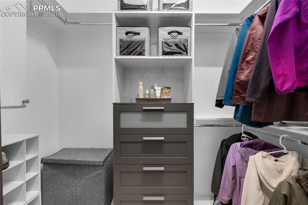 Image 22 of 45: Master Bathroom