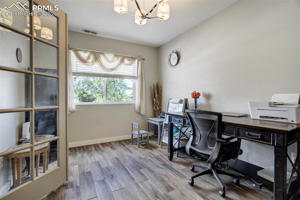 Image 20 of 49: Office