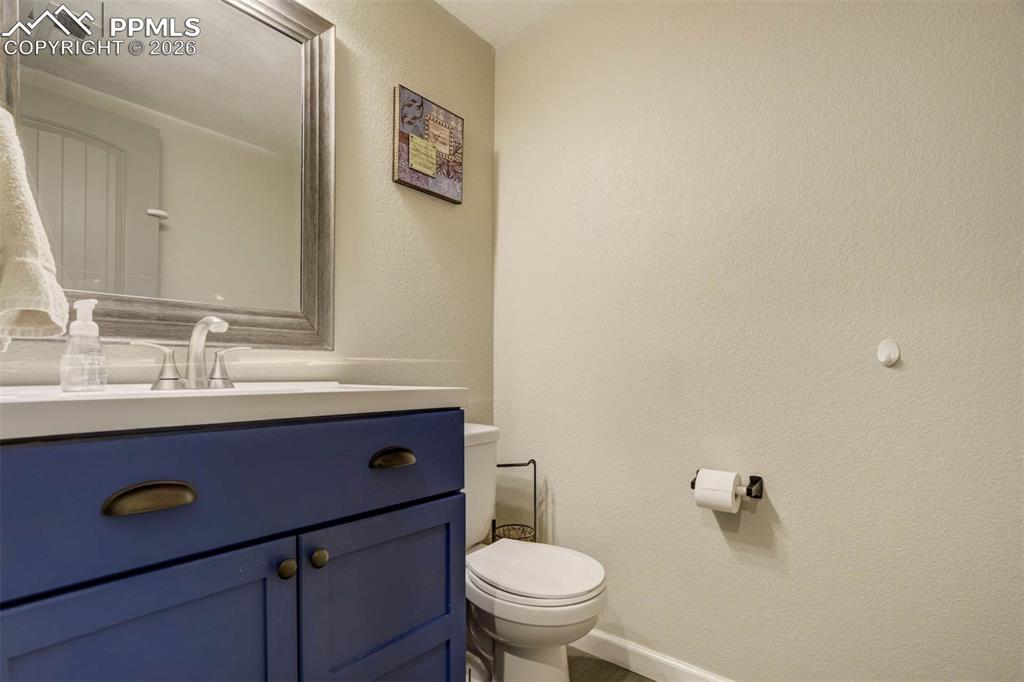 Image 43 of 49: Bathroom