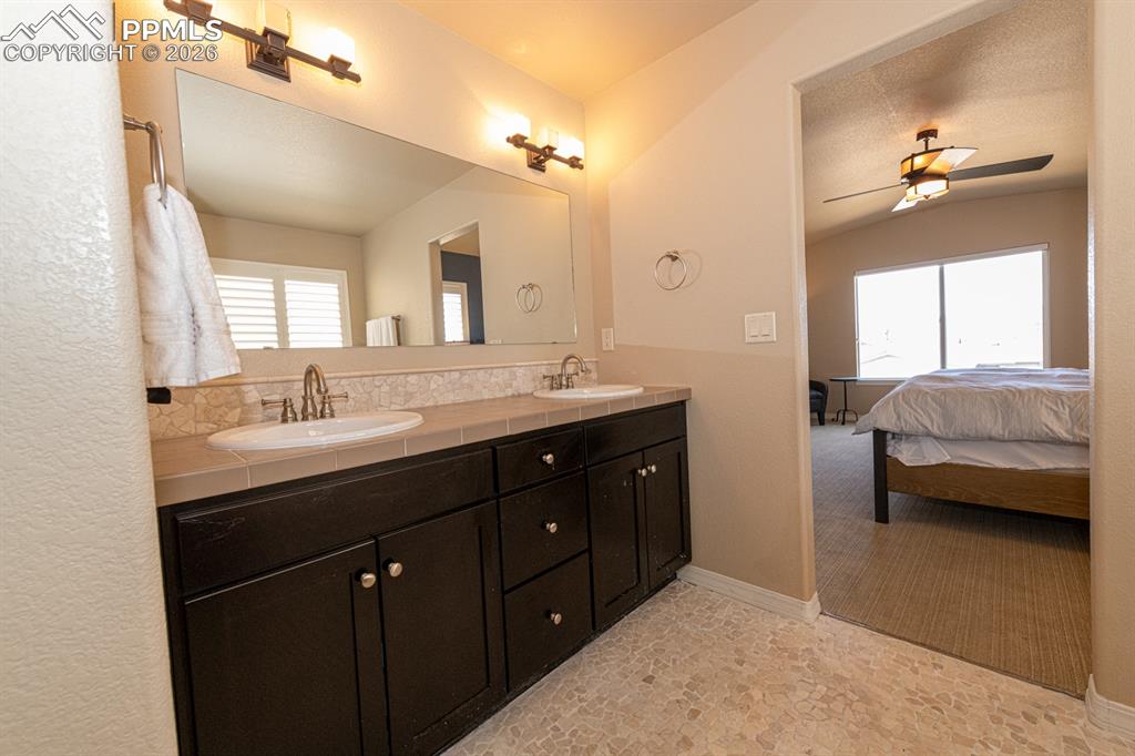 Image 24 of 40: Primary Suite