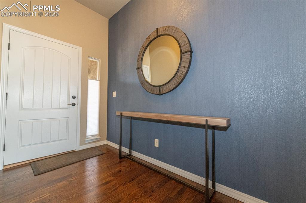 Image 6 of 40: Entry