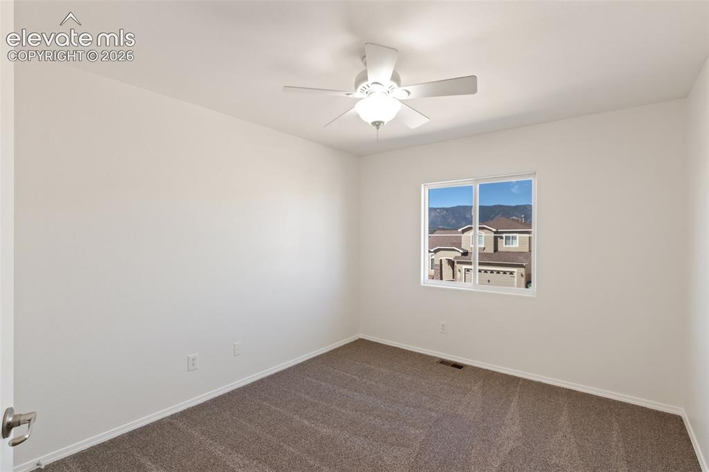 Image 13 of 40: Bedroom