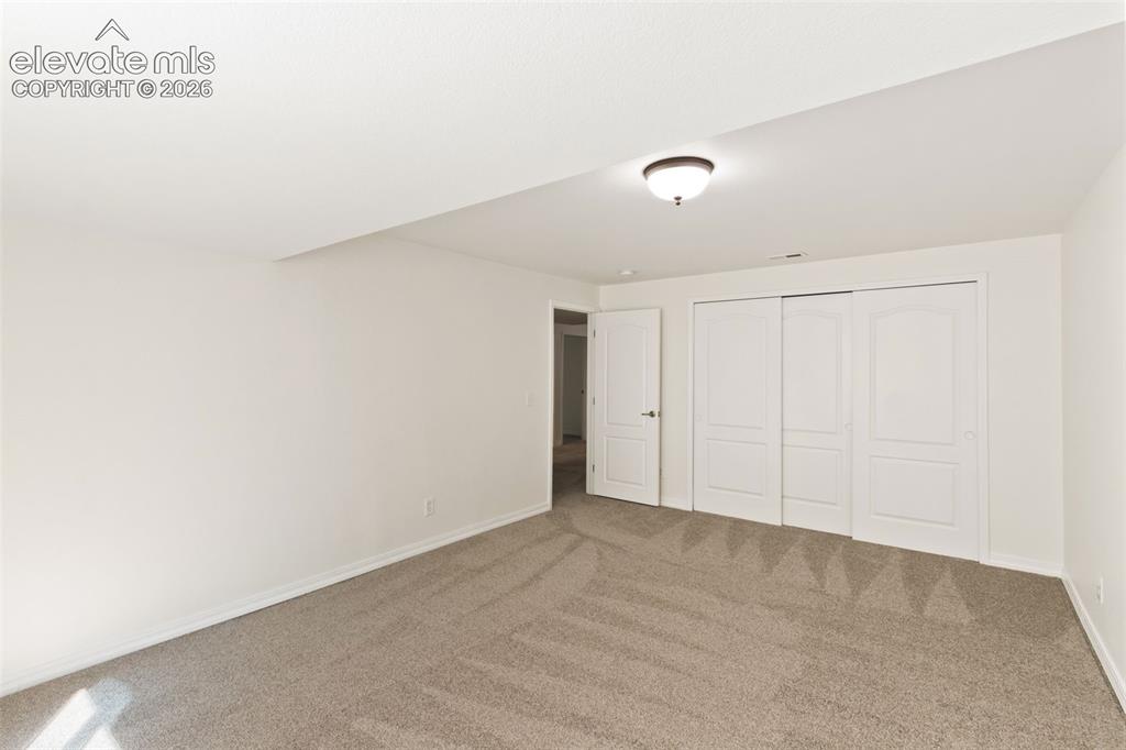 Image 18 of 40: Bedroom