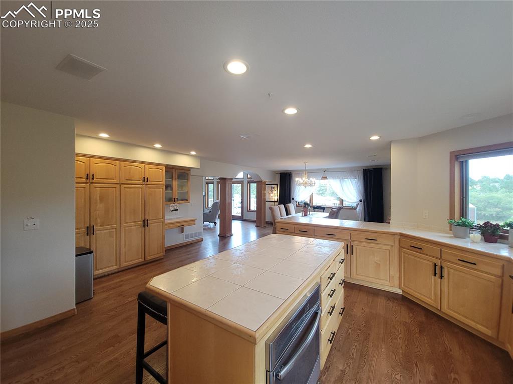 Image 12 of 42: Kitchen