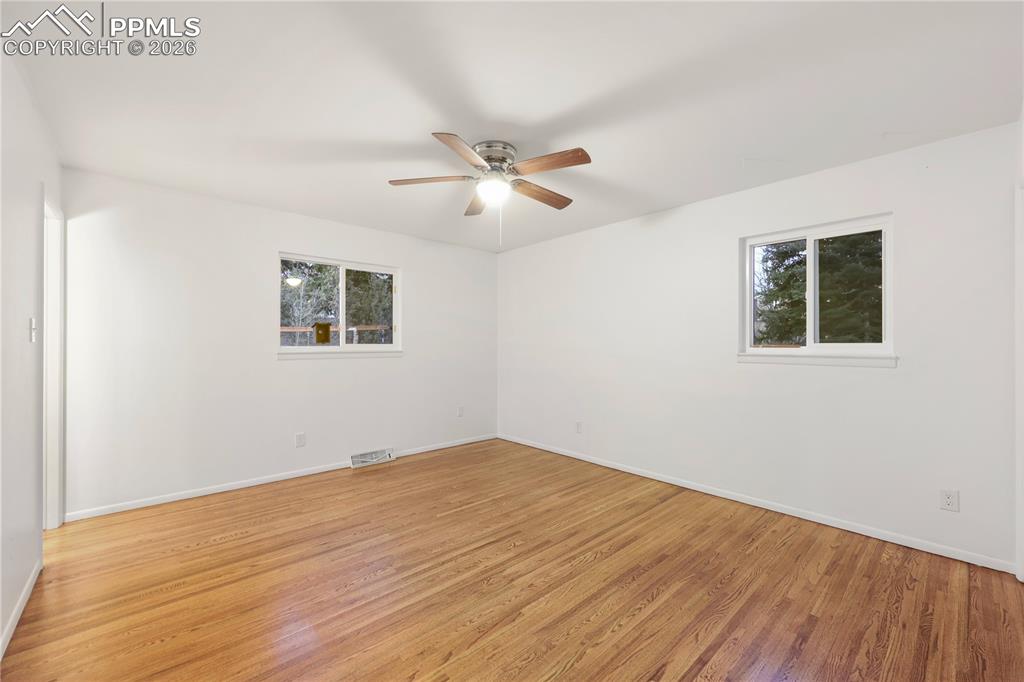 Image 17 of 35: Other