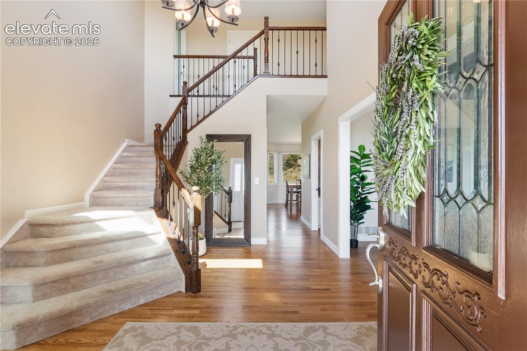 Image 10 of 50: Impeccably Maintained Home!