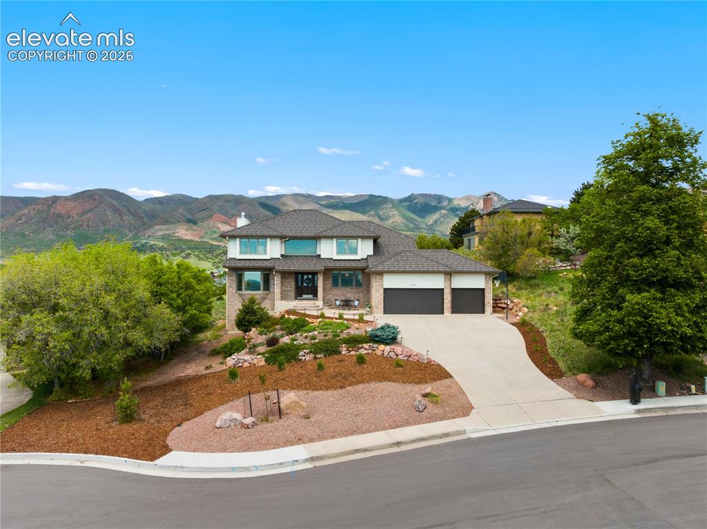 Image 3 of 50: Located in the Highly Sought-After West Side!