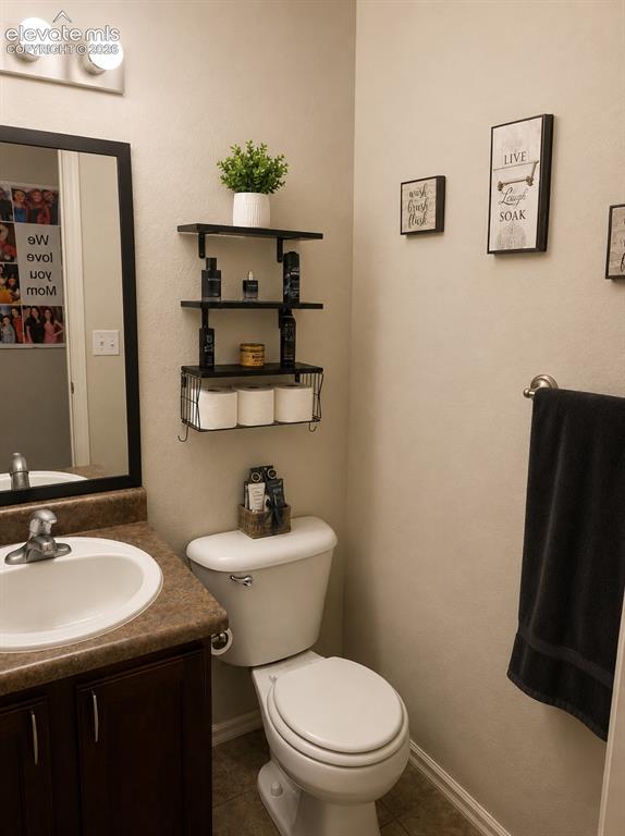 Image 9 of 16: Bathroom