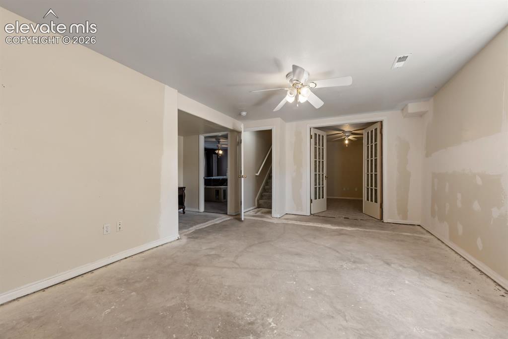 Image 16 of 36: Recreation Room