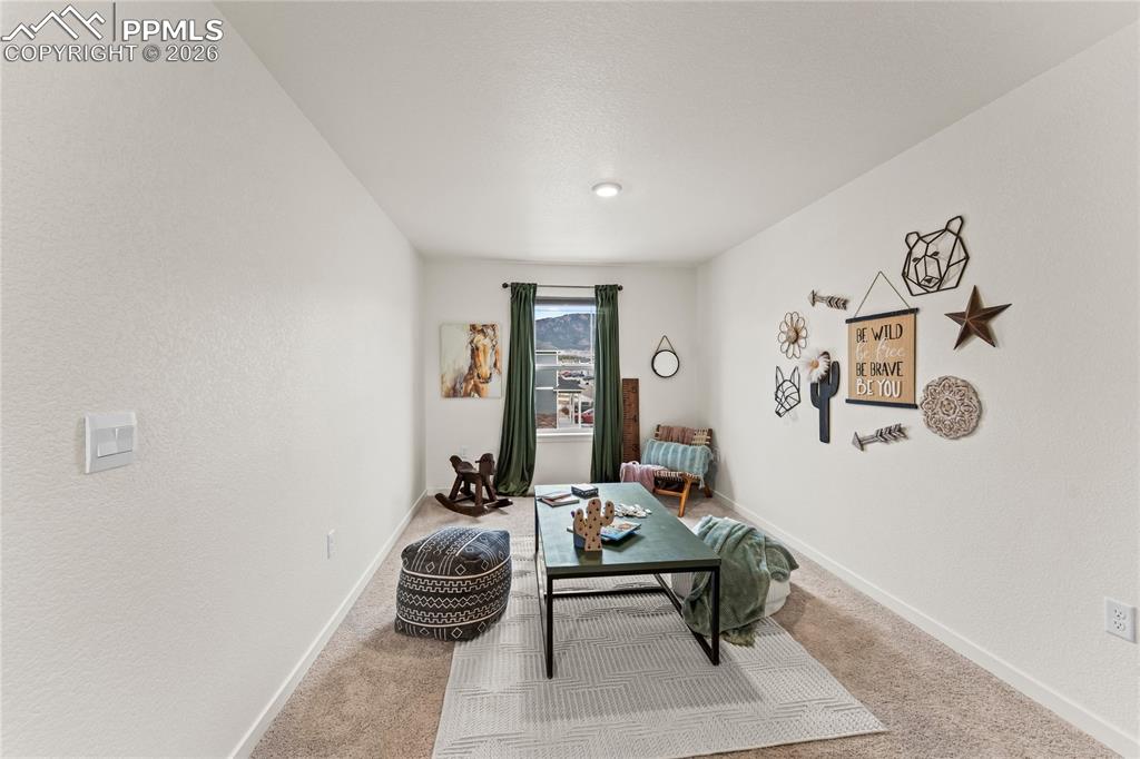 Image 27 of 49: Loft