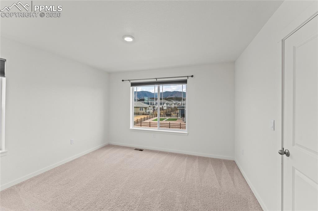 Image 34 of 49: Bedroom