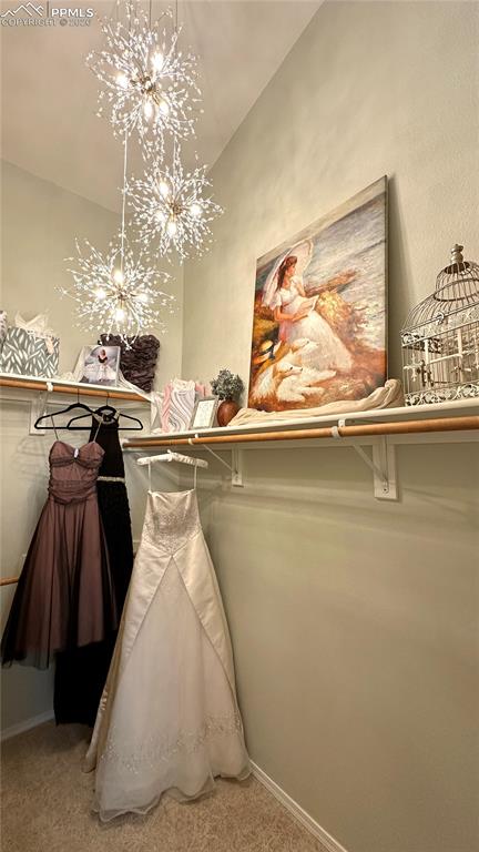 Image 22 of 42: Closet