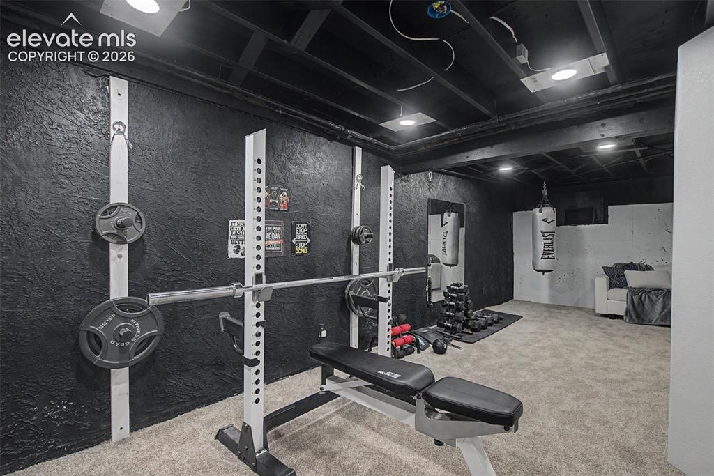 Image 33 of 39: Exercise Room