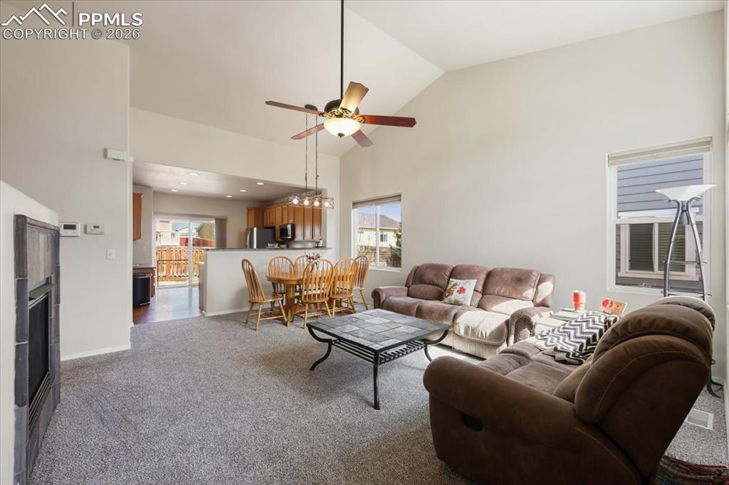 Image 2 of 25: Living Room