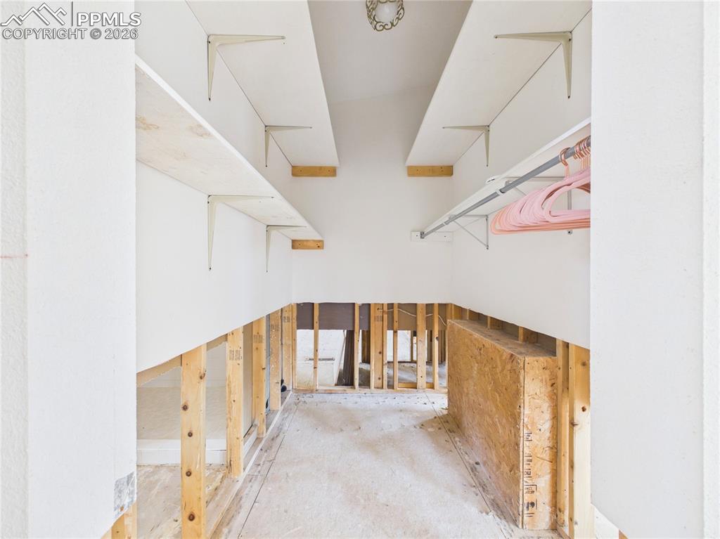 Image 33 of 49: Storage