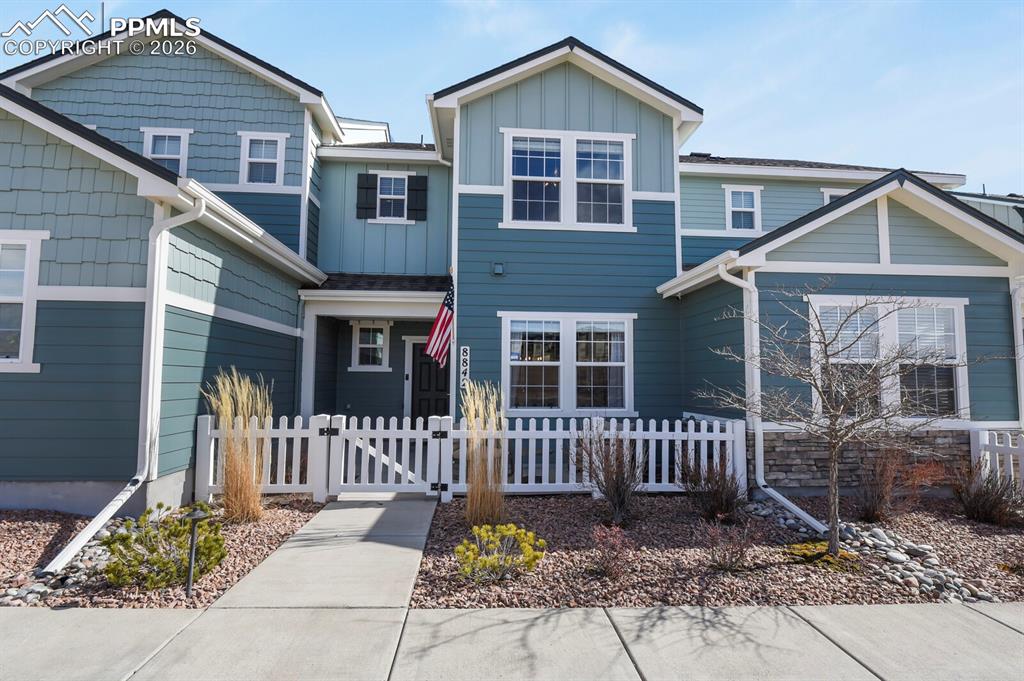 Image 1 of 37: Front of Structure