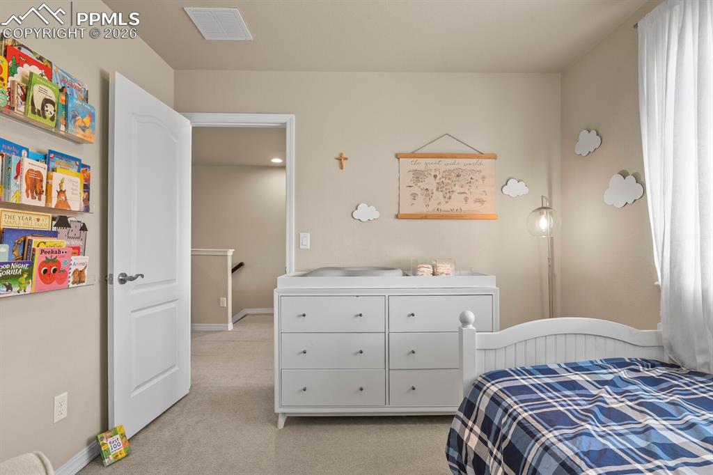 Image 29 of 37: Bedroom