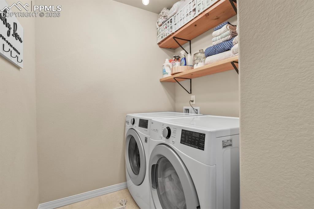 Image 34 of 37: Laundry