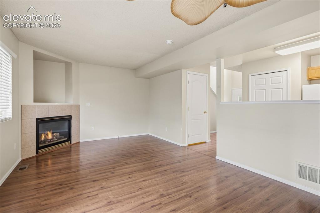 Image 7 of 37: Living Room