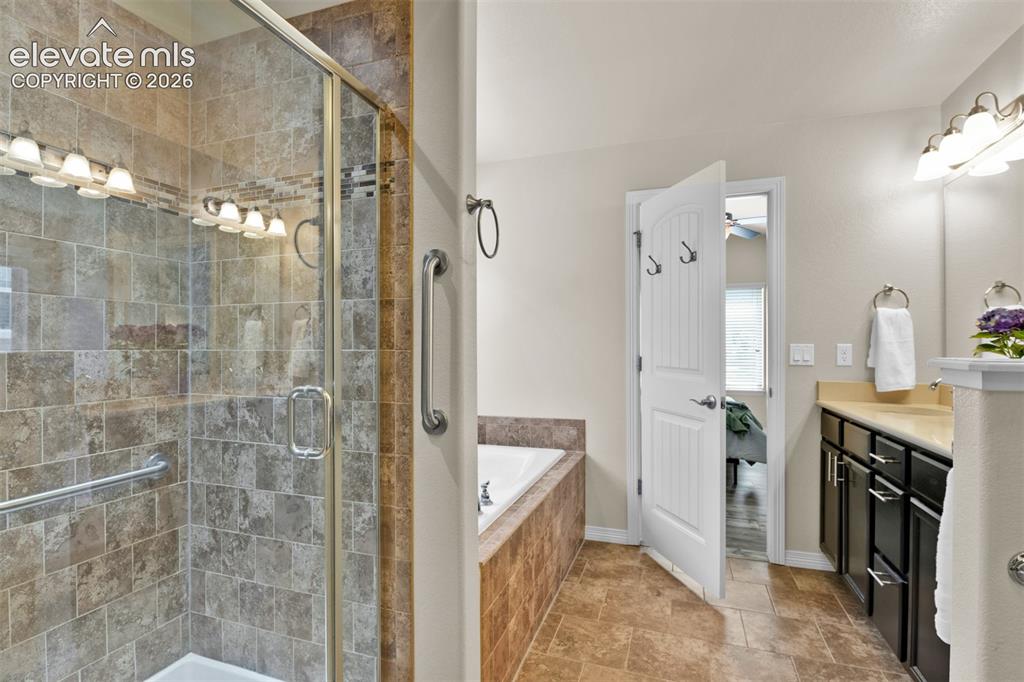 Image 15 of 32: Master Bathroom