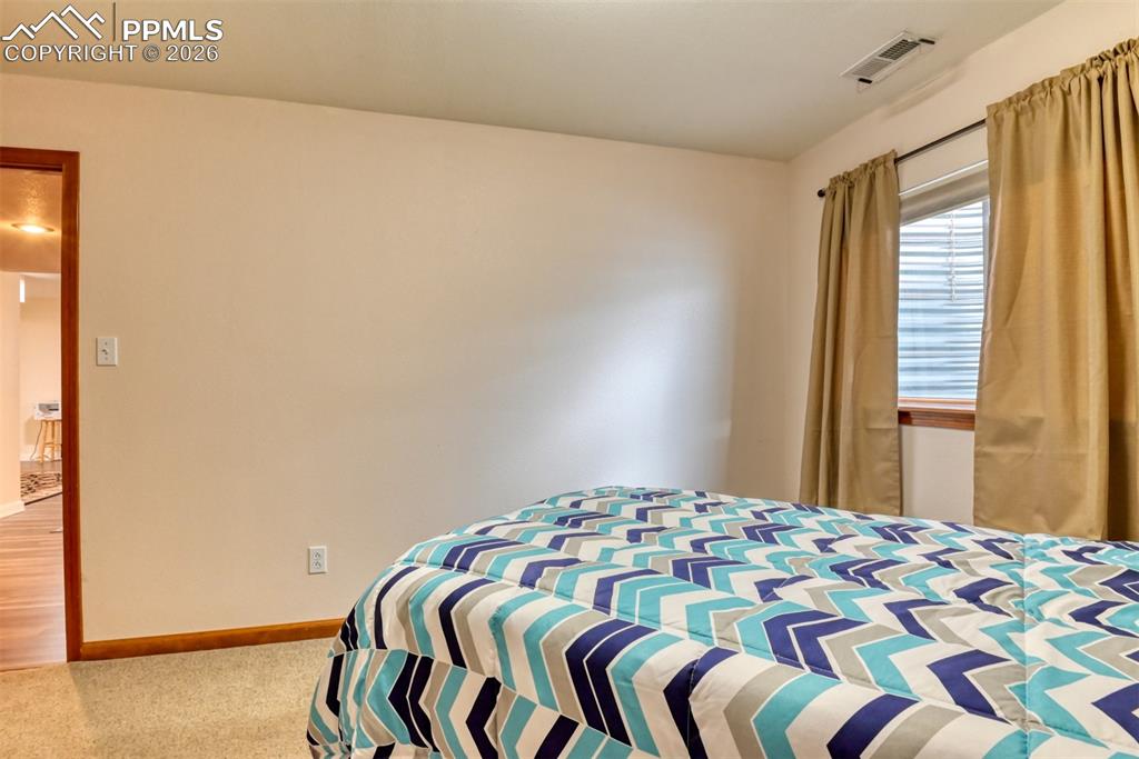 Image 43 of 50: Bedroom