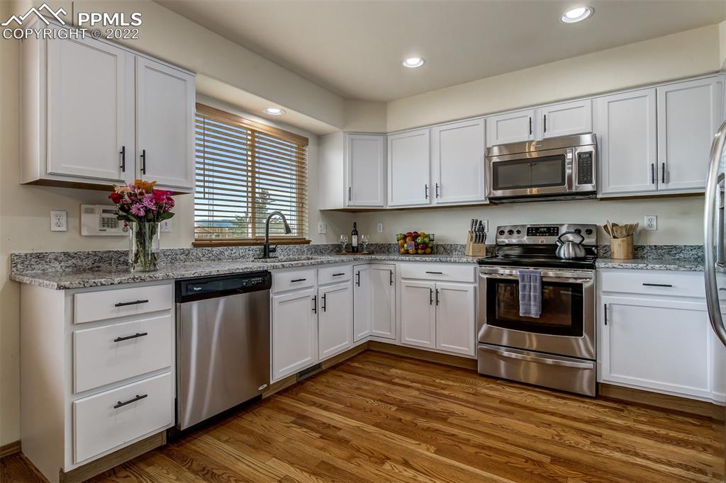 Listing 1751997, Image 10 of 36