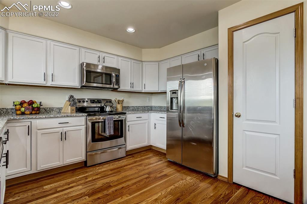 Listing 1751997, Image 11 of 36