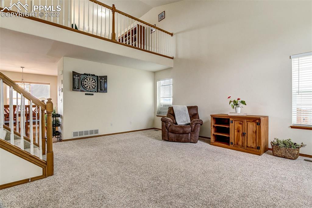 Listing 1751997, Image 5 of 36