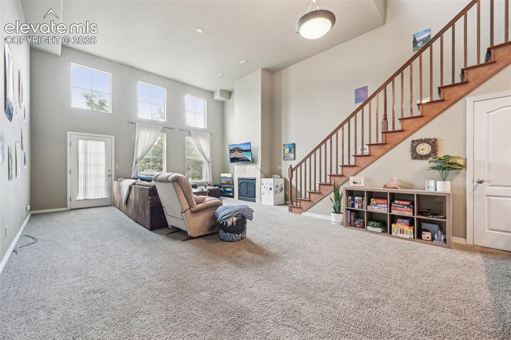 Image 11 of 50: 2nd floor- main level town house