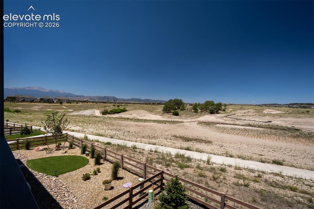 Image 19 of 45: View