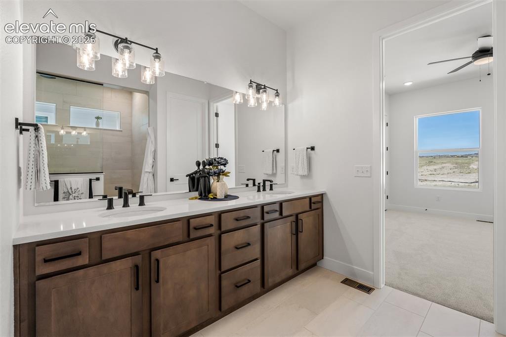 Image 23 of 45: Master Bathroom