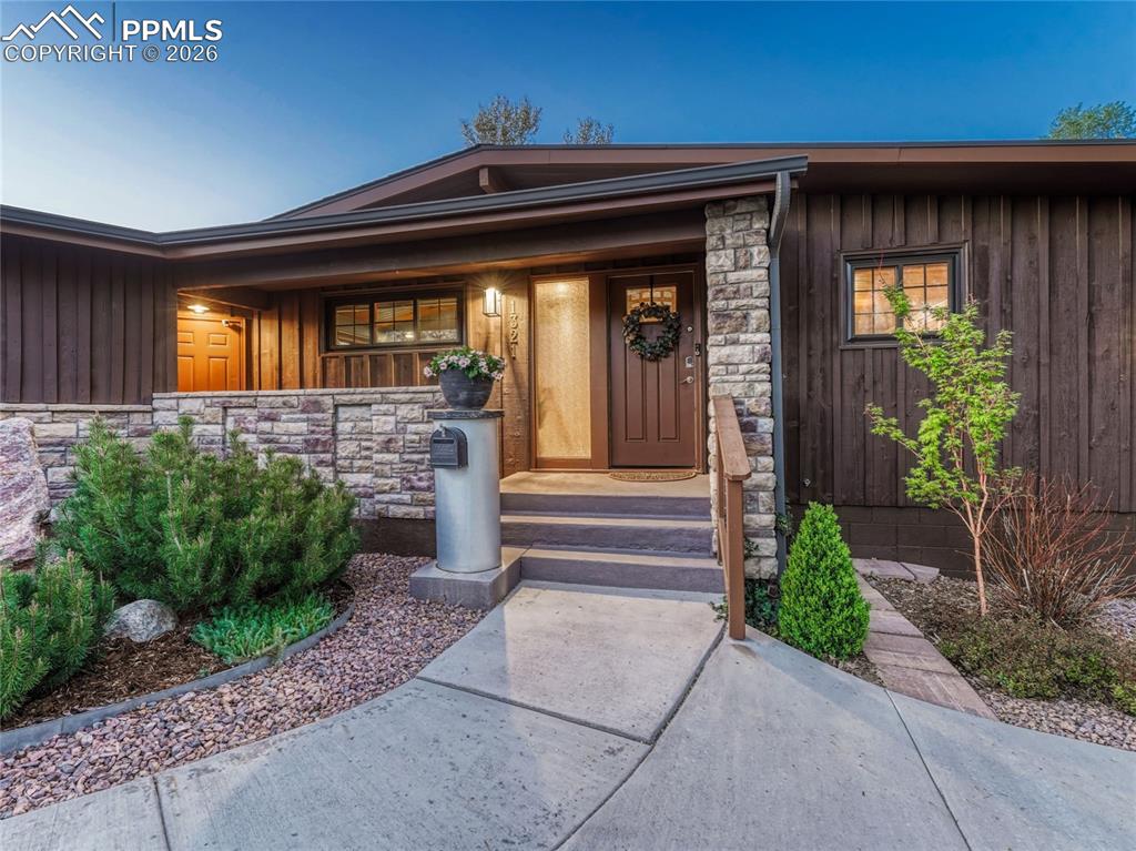 Image 9 of 40: Bathroom