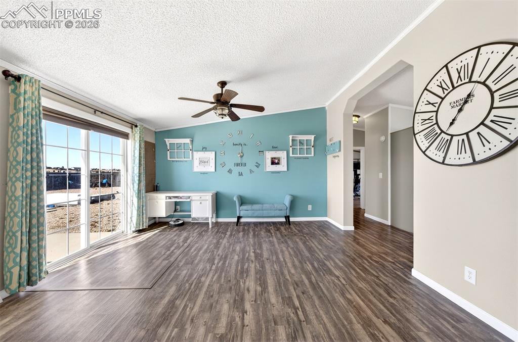 Image 4 of 44: Living Room