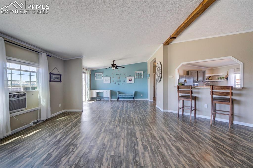 Image 5 of 44: Living Room