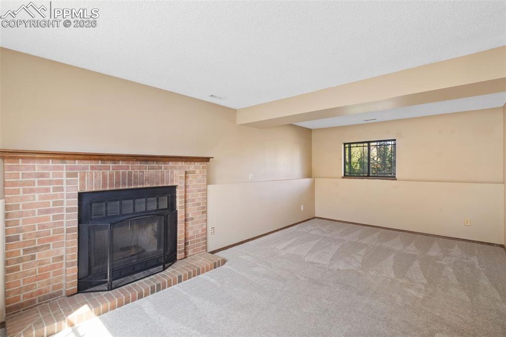 Image 20 of 45: Recreation Room