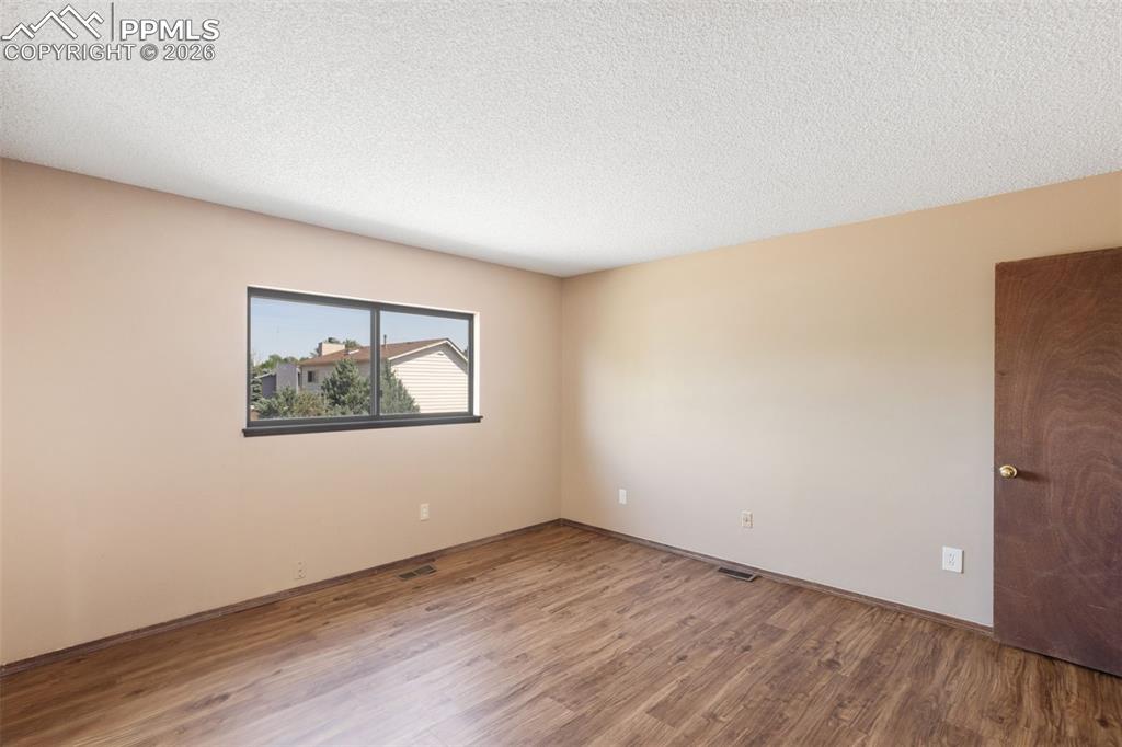 Image 28 of 45: Master Bedroom