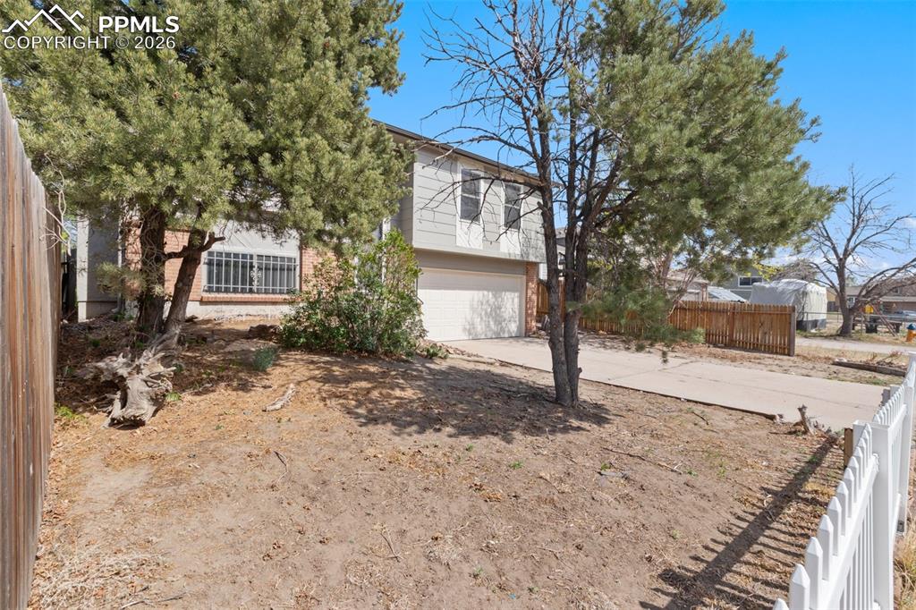 Image 4 of 45: Front of Structure