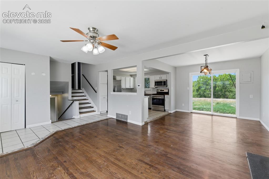 Image 9 of 39: Living Room