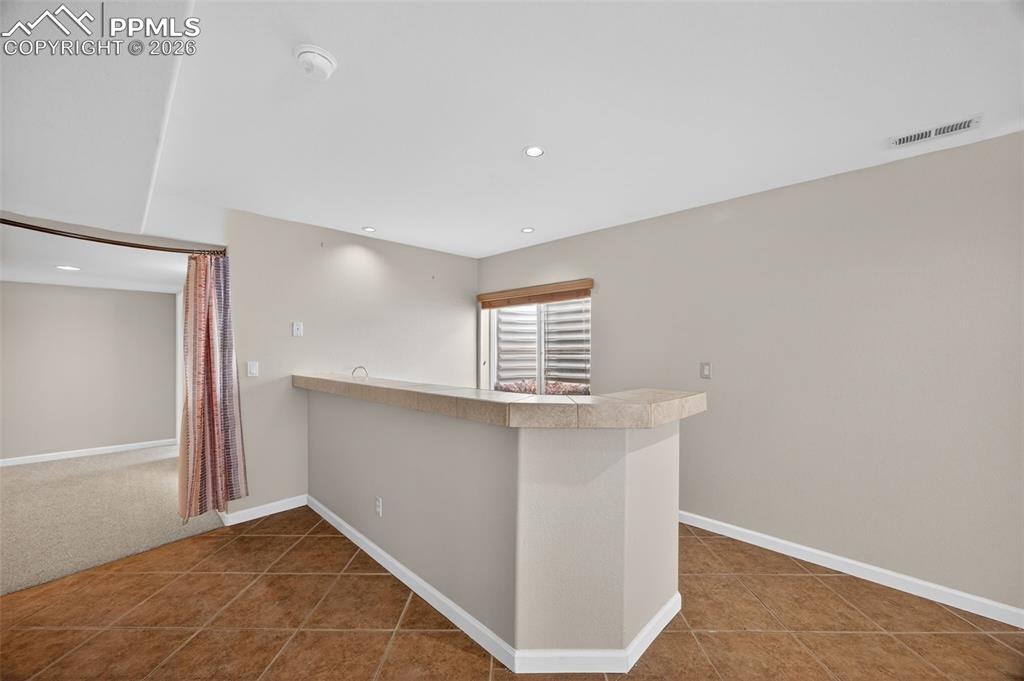 Image 37 of 49: Bathroom