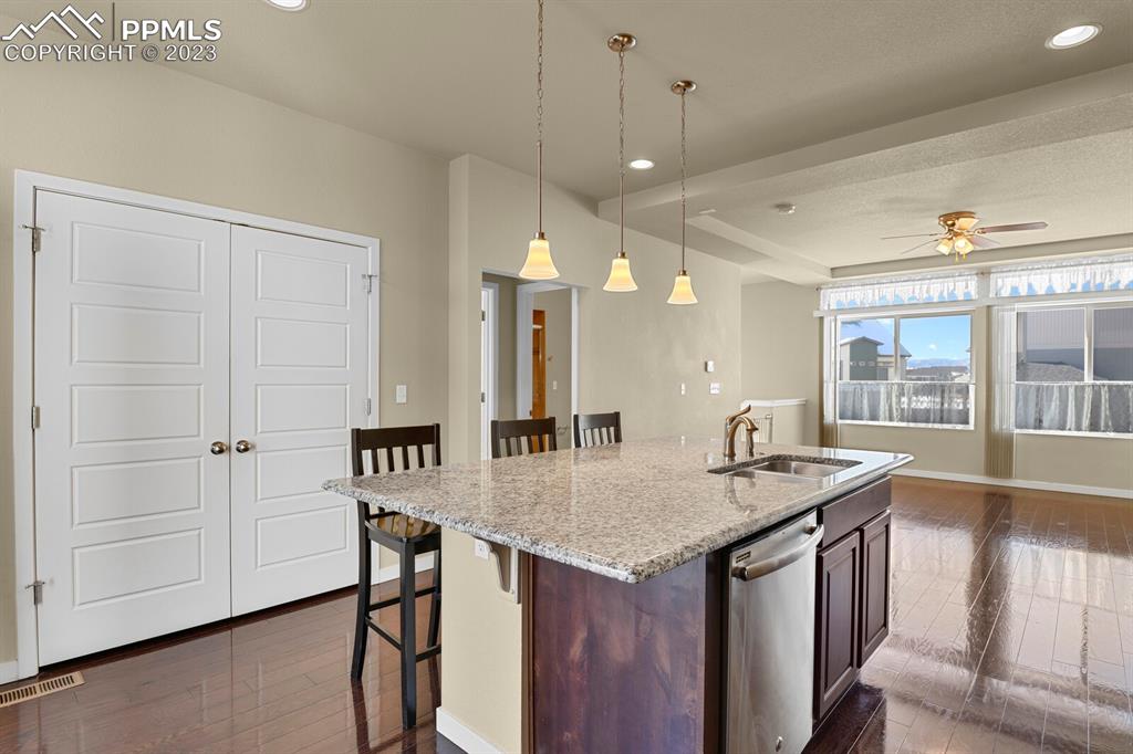 Listing 1757656, Image 6 of 35