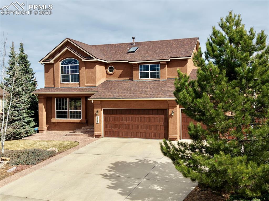 Image 3 of 9: Front of Structure